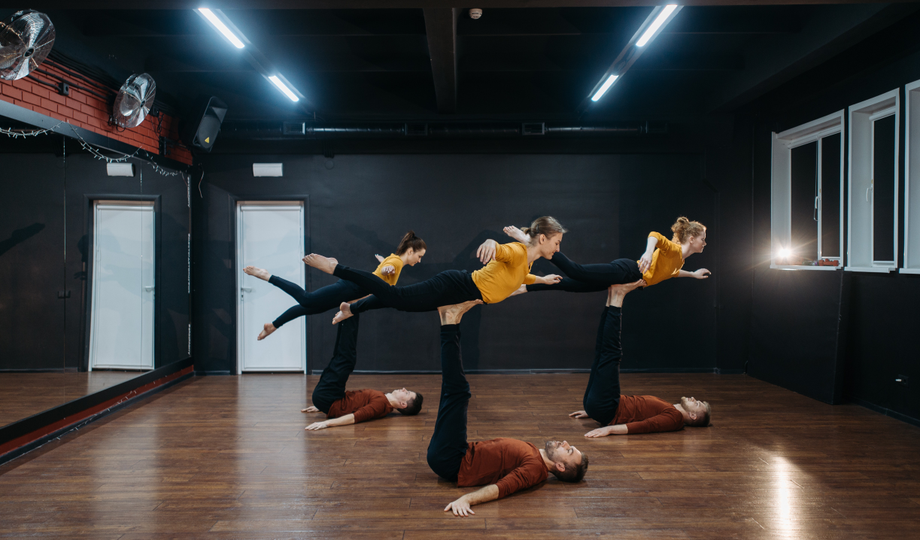 DanceWear Hub